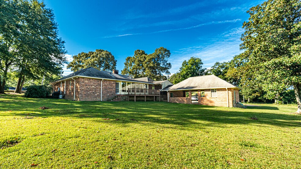 More Photos Of 518 Old Richton Rd, Petal Office Residential For Sale