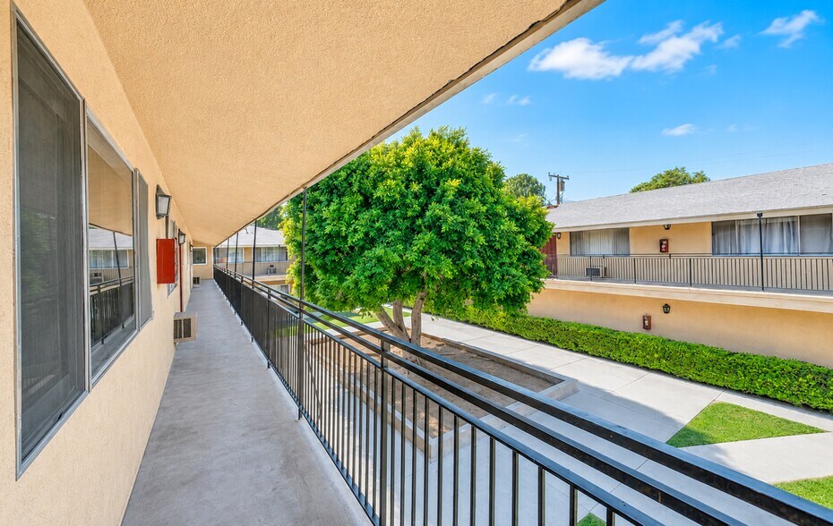More Photos Of 383 Orchid Ln, Pomona Apartments For Sale