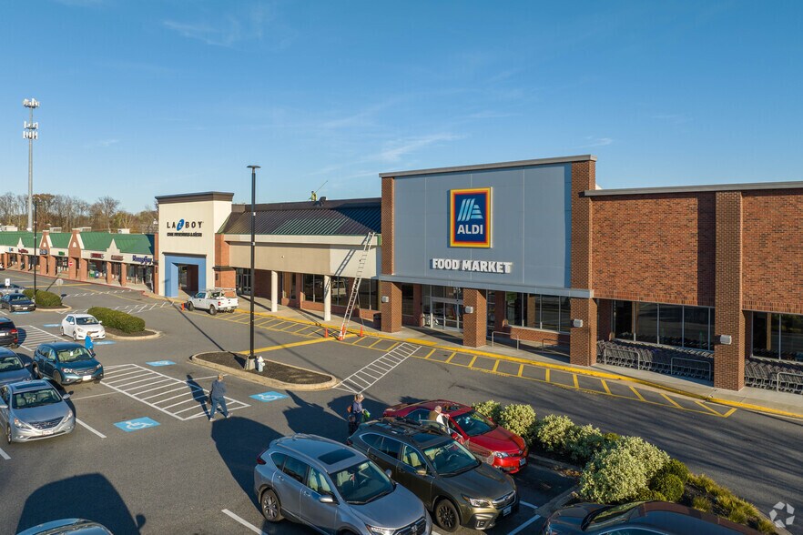 More Photos Of 513-599 Baltimore Pike, Bel Air Unknown For Lease