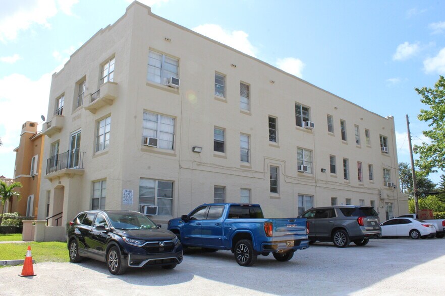 More Photos Of 1760 SW 13th St, Miami Apartments For Sale