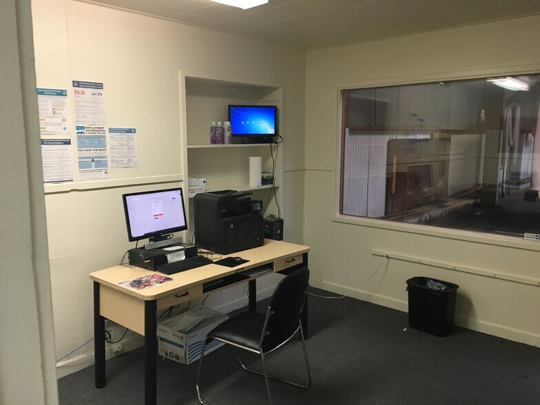 More Photos Of 1375 Fitzgerald Ave, San Francisco Warehouse For Lease