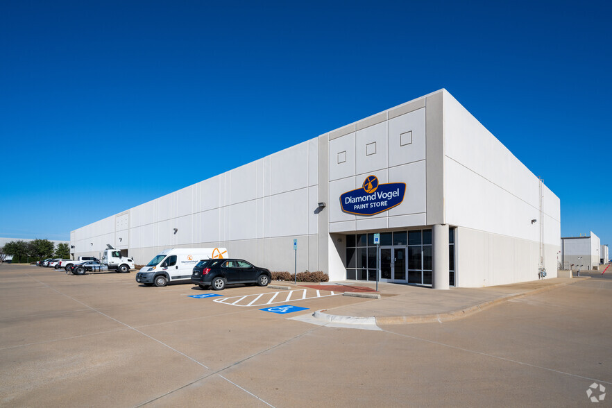 Primary Photo Of 500 Railhead Rd, Fort Worth Unknown For Lease