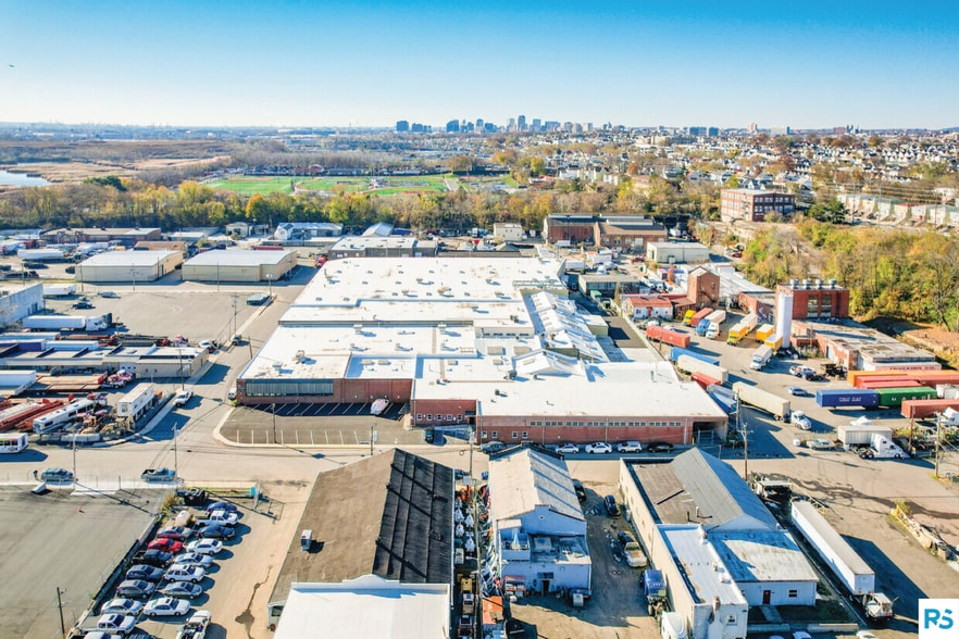 More Photos Of 35 Obrien St, Kearny Manufacturing For Lease