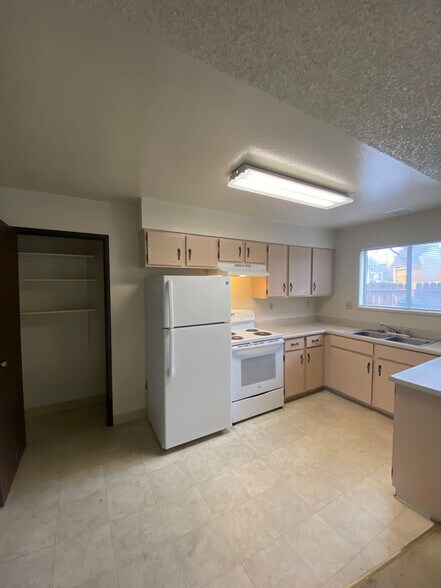 More Photos Of 230 Marsh Ave, Reno Apartments For Sale