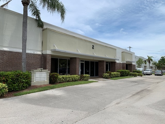 More Photos Of 3301-3471 NW 55th St, Fort Lauderdale Unknown For Lease
