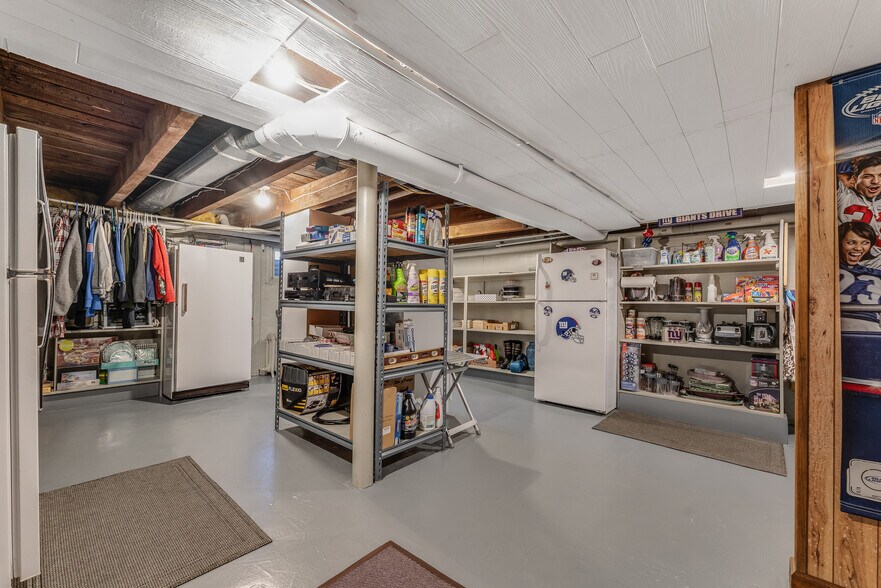 More Photos Of 5 Larison Ln, Ringoes Storefront Retail Office For Sale