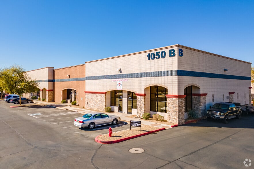 More Photos Of 1050 N Fairway Dr, Avondale Unknown For Lease