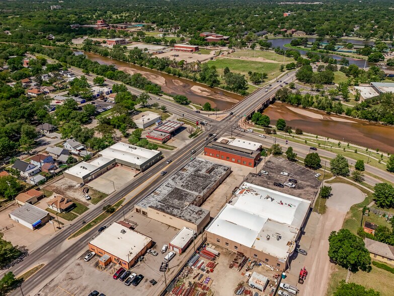 More Photos Of 470 N Seneca St, Wichita Warehouse For Sale