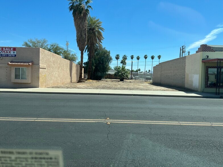 More Photos Of 252 N Main St, Blythe General Retail For Sale