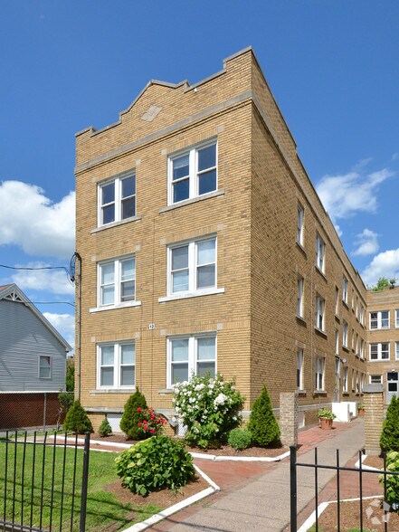 More Photos Of 12-16 Groton St, Hartford Apartments For Sale