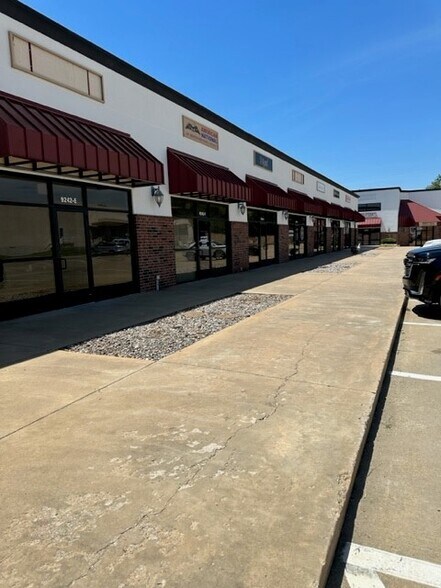 More Photos Of 9246 S Sheridan Rd, Tulsa Freestanding For Lease