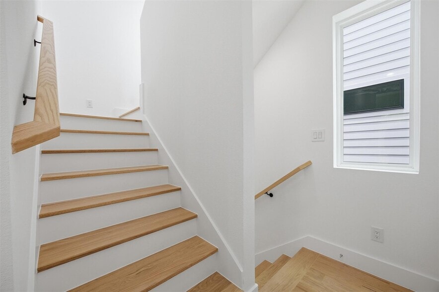 More Photos Of 4605 Belmont Ave, Dallas Apartments For Sale