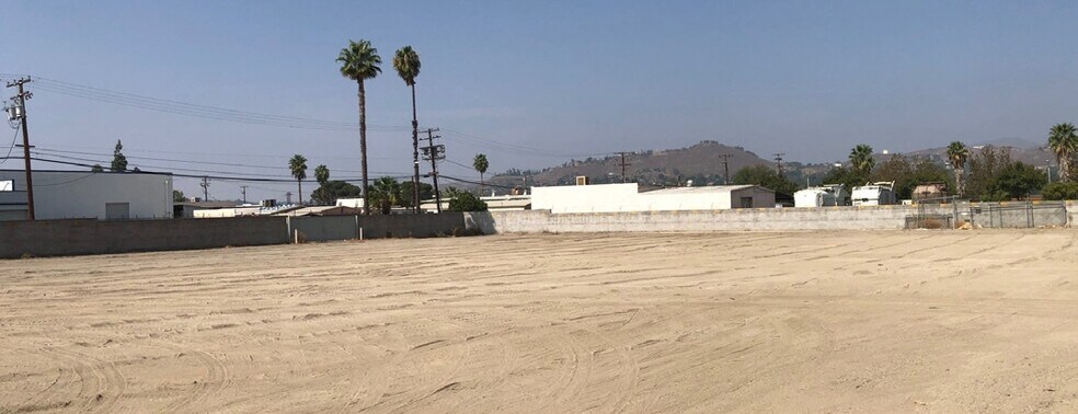 More Photos Of 5924 Fremont St, Riverside Warehouse For Lease