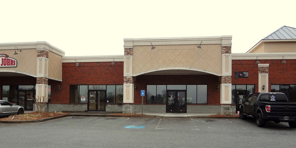 More Photos Of 105 St. Stephens Ct, Tyrone Freestanding For Lease