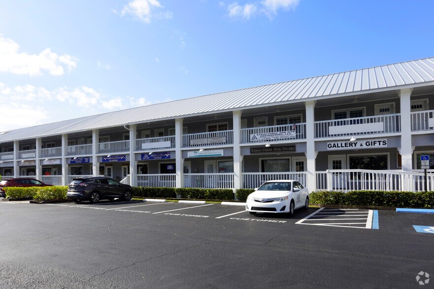 More Photos Of 1120 Pinellas Bayway S, Saint Petersburg General Retail For Lease