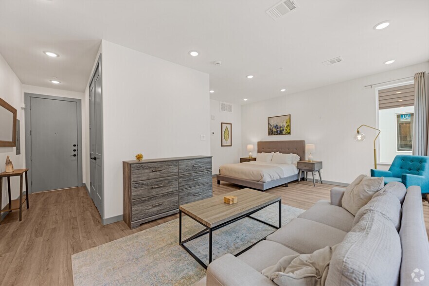 More Photos Of 3981-4001 Roseland Ave, Dallas Apartments For Sale