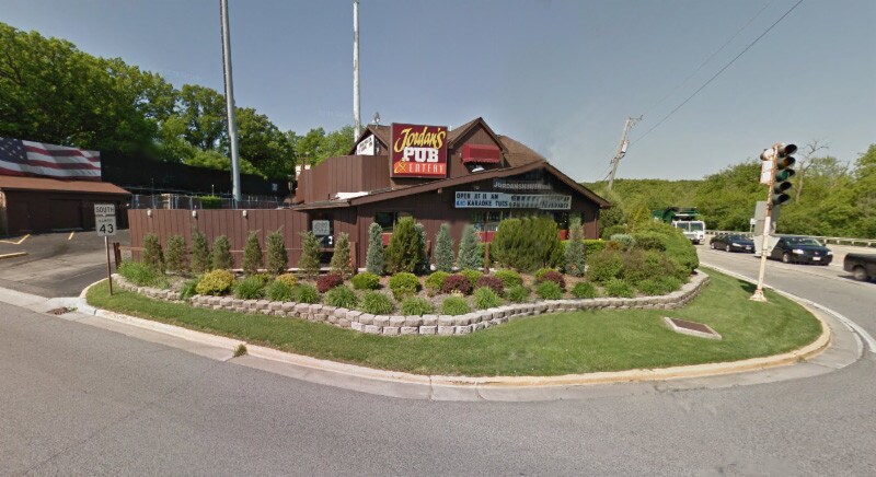 More Photos Of 13500 S Harlem Ave, Orland Park Bar For Sale