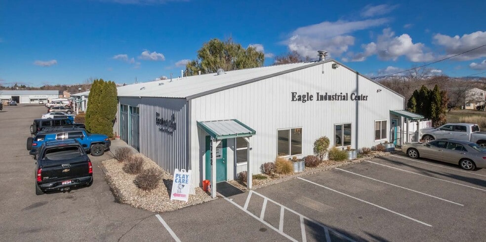 Primary Photo Of 1750-1790 E State St, Eagle Warehouse For Lease