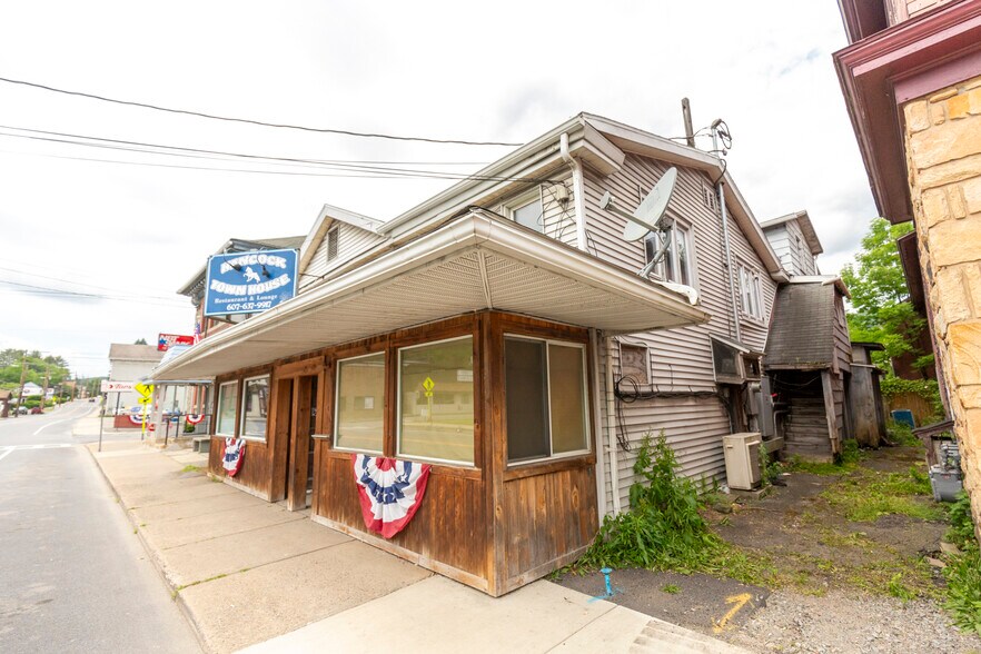 More Photos Of 23 E Main St, Hancock Restaurant For Sale