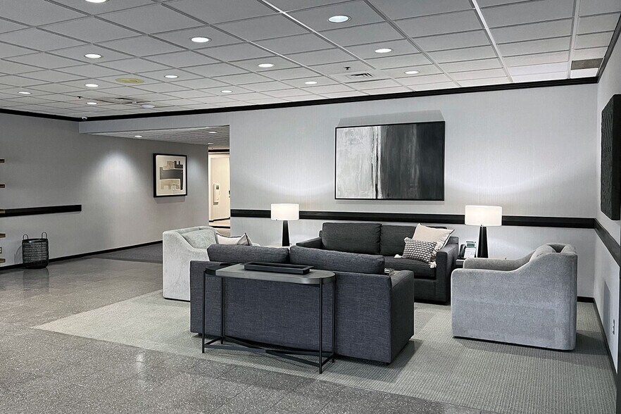 More Photos Of 26677 W 12 Mile Rd, Southfield Office For Sale