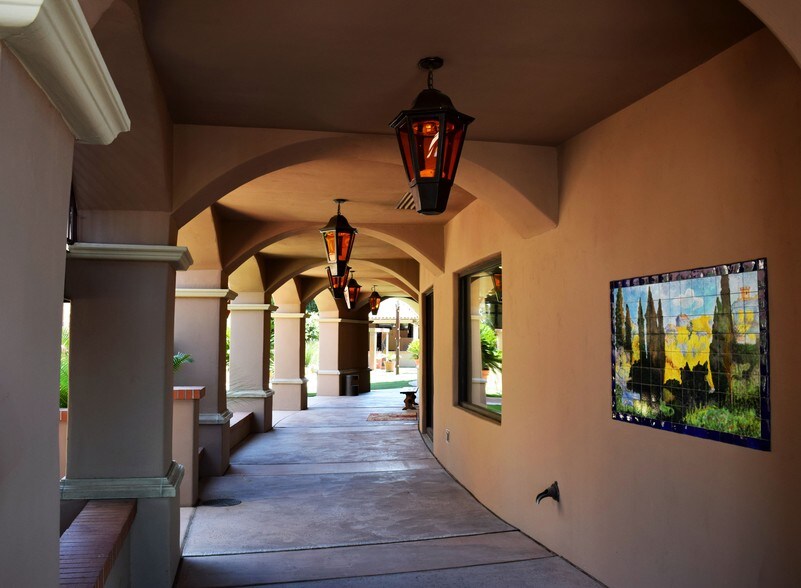 More Photos Of 2840-2890 E Skyline Dr, Tucson Storefront Retail Office For Lease