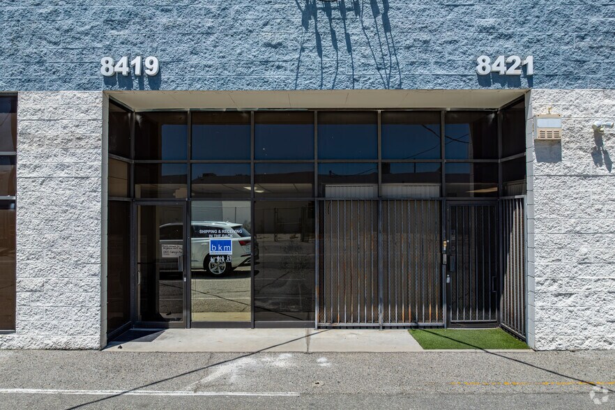 More Photos Of 8411-8421 Canoga Ave, Canoga Park Unknown For Lease