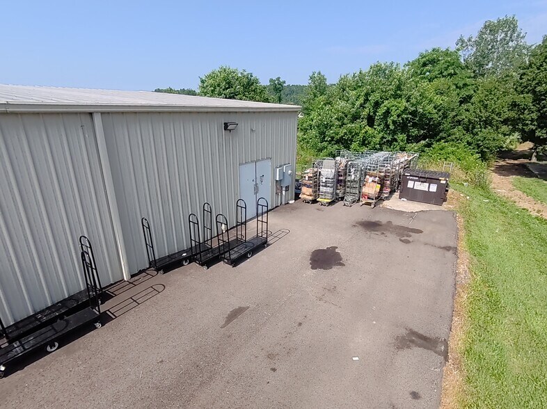 More Photos Of 6594 Ohio River Rd, Lesage Freestanding For Sale