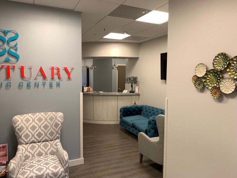 More Photos Of 24430 Stone Springs Blvd, Dulles Medical For Lease