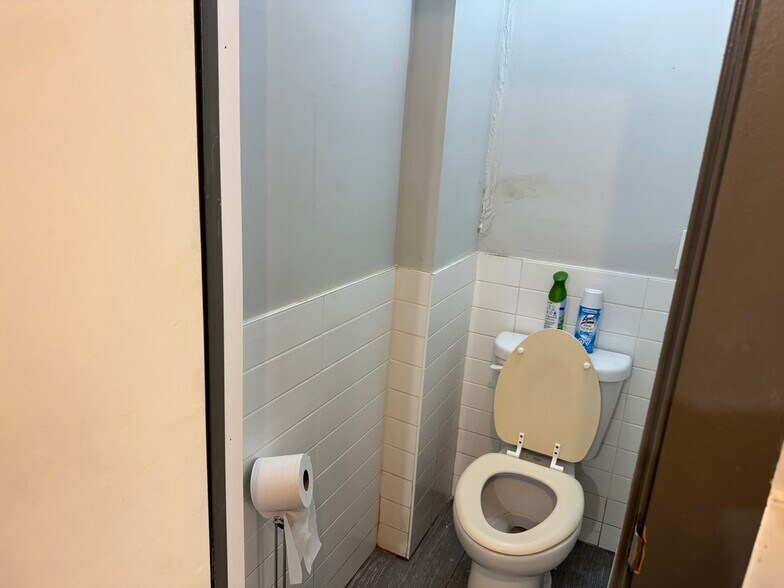 More Photos Of 314 52nd St, Brooklyn Apartments For Lease