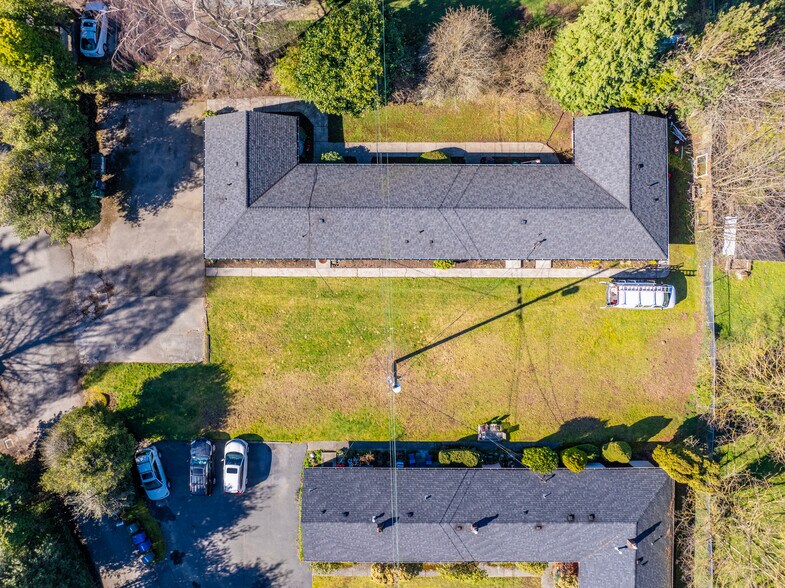 More Photos Of 1014 SW 154th St, Burien Apartments For Sale