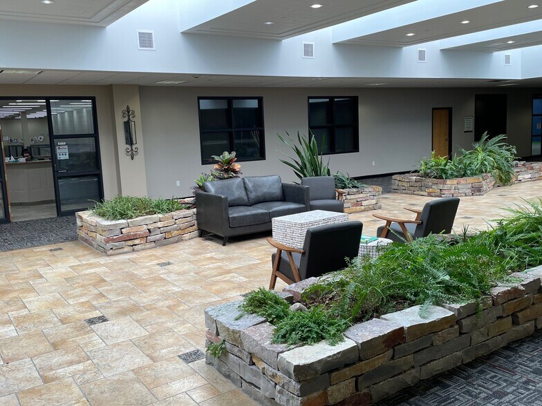 More Photos Of 9220 Bass Lake Rd, New Hope Medical For Lease