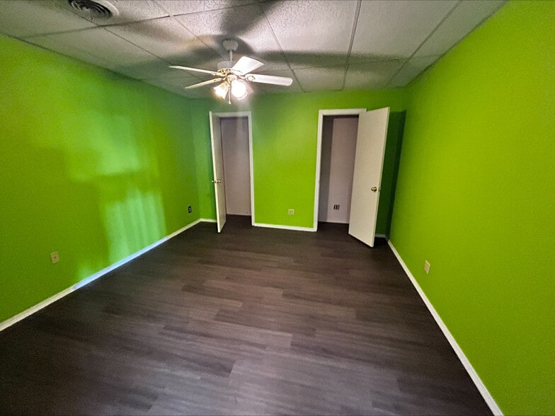 More Photos Of 3410-3454 S Western St, Amarillo Storefront For Lease