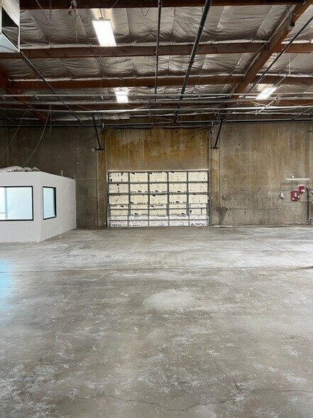 More Photos Of 34 N 45th Ave, Phoenix Unknown For Lease