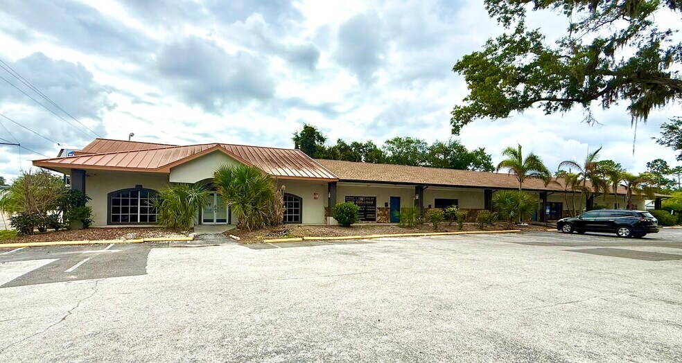 More Photos Of 4211 E Busch Blvd, Tampa Freestanding For Sale