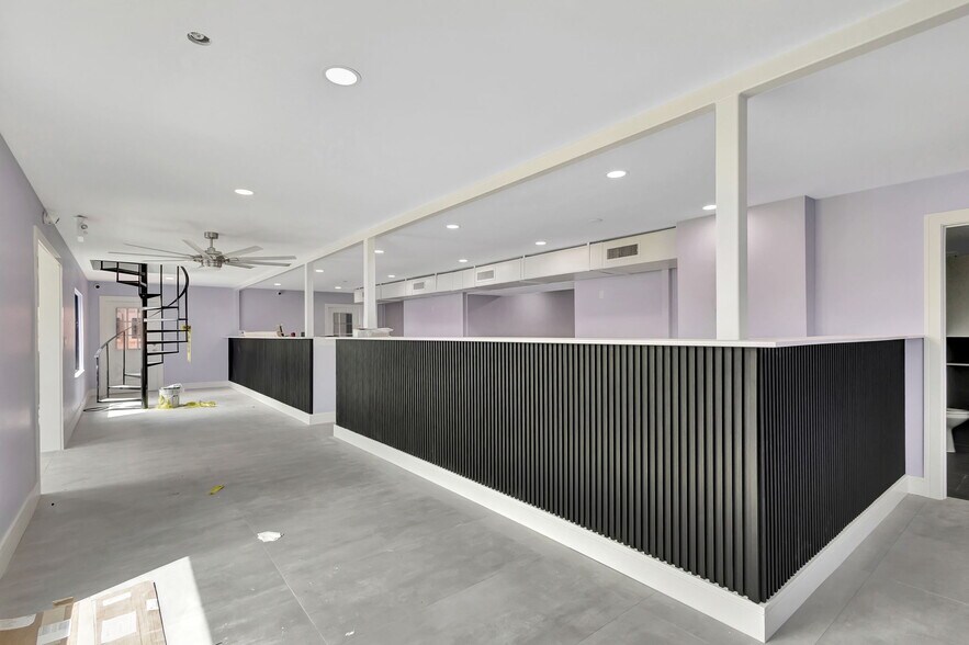 More Photos Of 7030 N Haverhill Rd, Riviera Beach Warehouse For Sale