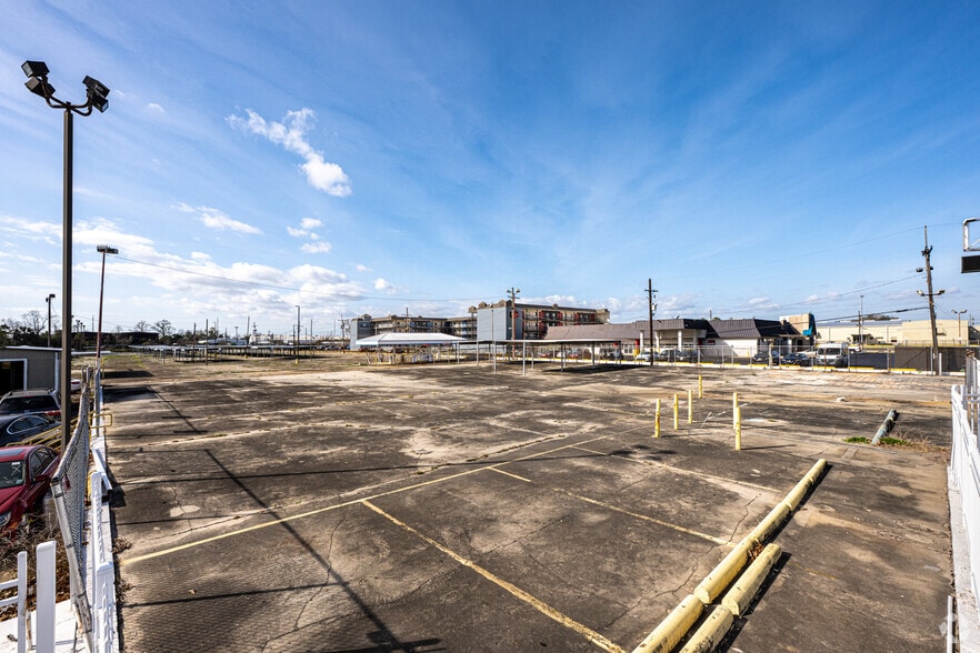 Primary Photo Of 1025 Airline Dr, Kenner Land For Sale