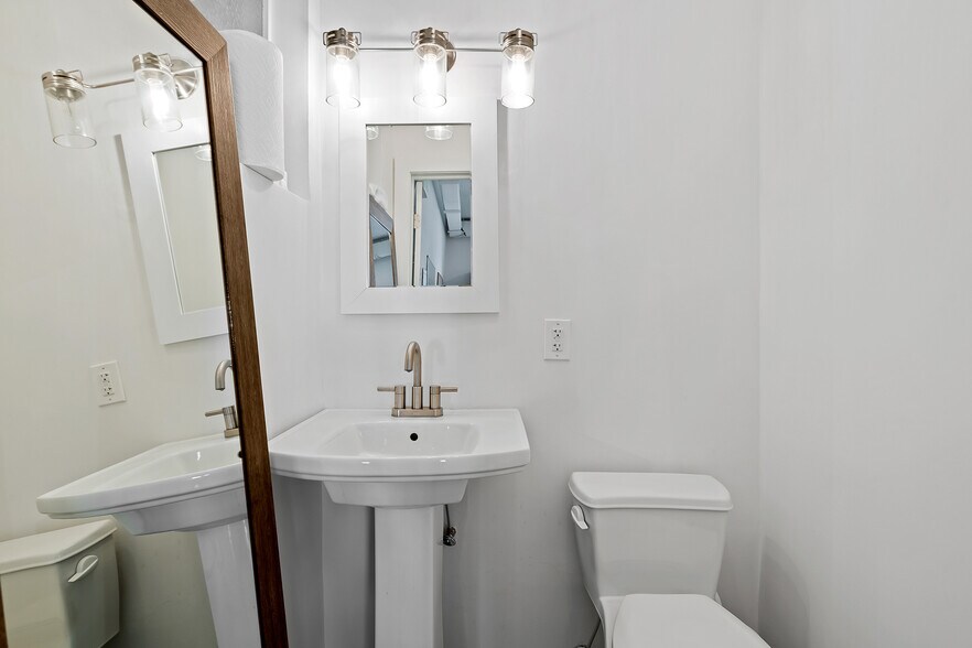 More Photos Of 1400 NE 4th Ave, Fort Lauderdale Office For Lease