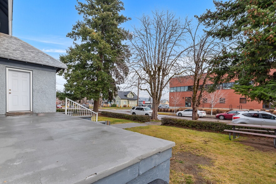 More Photos Of 600 Douglas St, Wenatchee Apartments For Sale