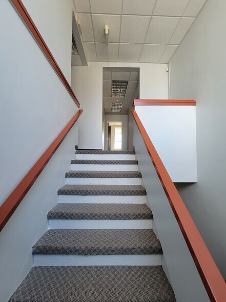 More Photos Of 784 Prince Ave, Athens Medical For Sale