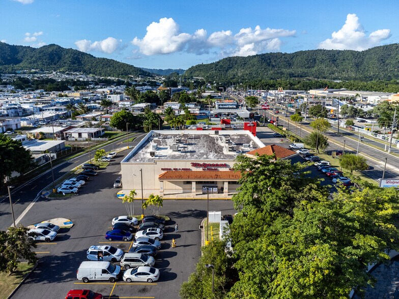 More Photos Of 101 PR-1, Caguas Drugstore For Sale