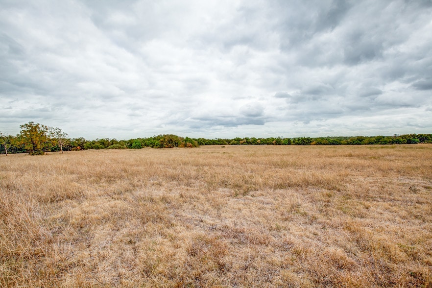 More Photos Of 6711 Grady Niblo Rd, Dallas Land For Sale