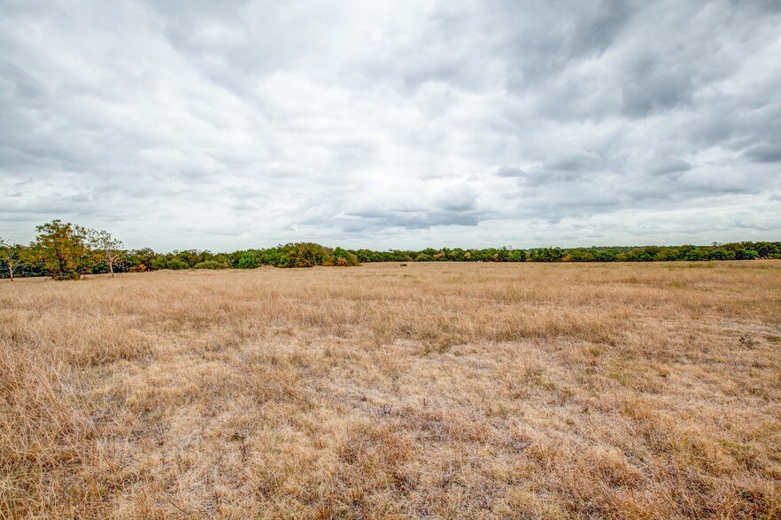 More Photos Of 6711 Grady Niblo Rd, Dallas Land For Sale