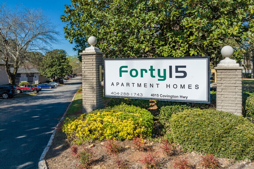 More Photos Of 4015 Covington Hwy, Decatur Apartments For Sale