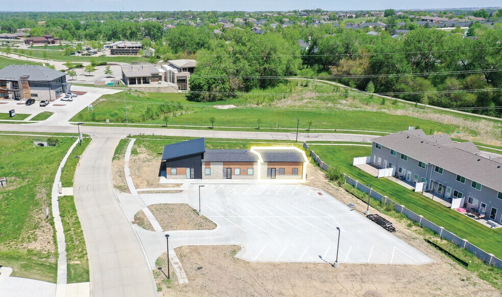 More Photos Of 6016 S 87th St, Lincoln Office For Lease