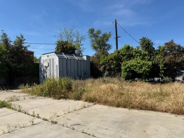 More Photos Of 319 S American St, Stockton Warehouse For Lease