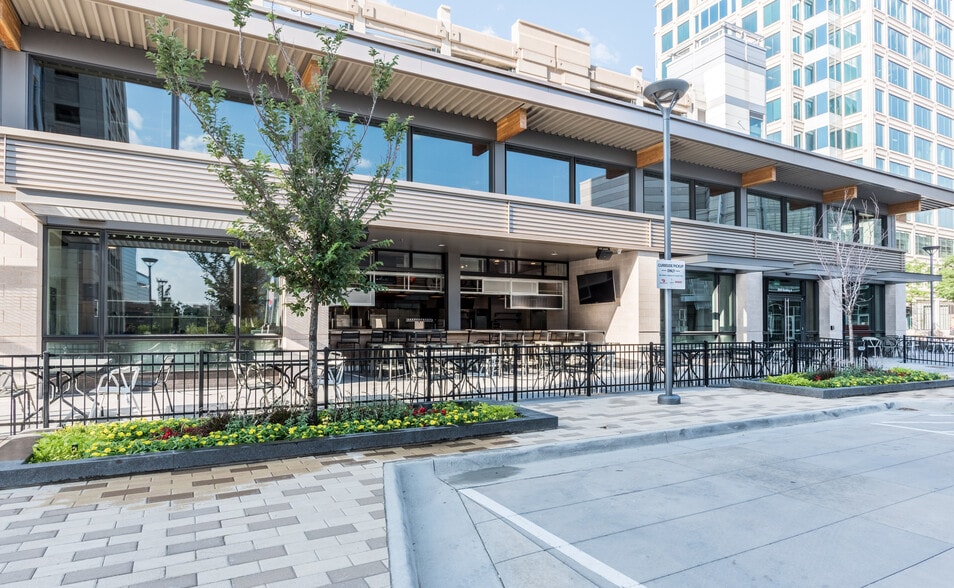 More Photos Of 2000 S Colorado Blvd, Denver Office For Lease