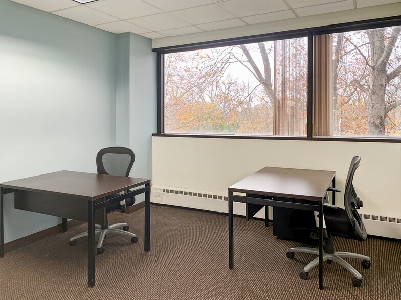More Photos Of 3200 Greenfield Rd, Dearborn Coworking Space
