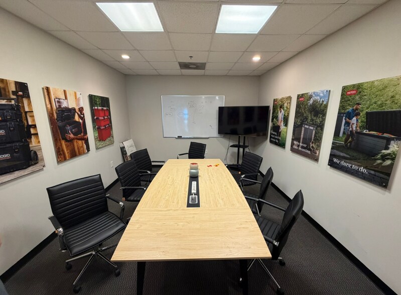 More Photos Of 5292 Oakdale Rd SE, Smyrna Flex For Lease