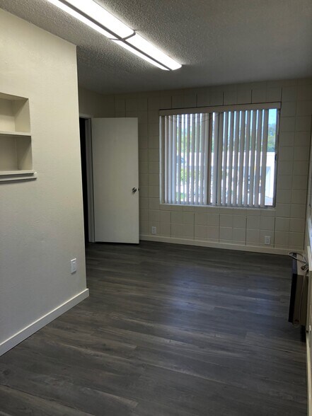 More Photos Of 1038 4th St, Santa Rosa Office For Sale