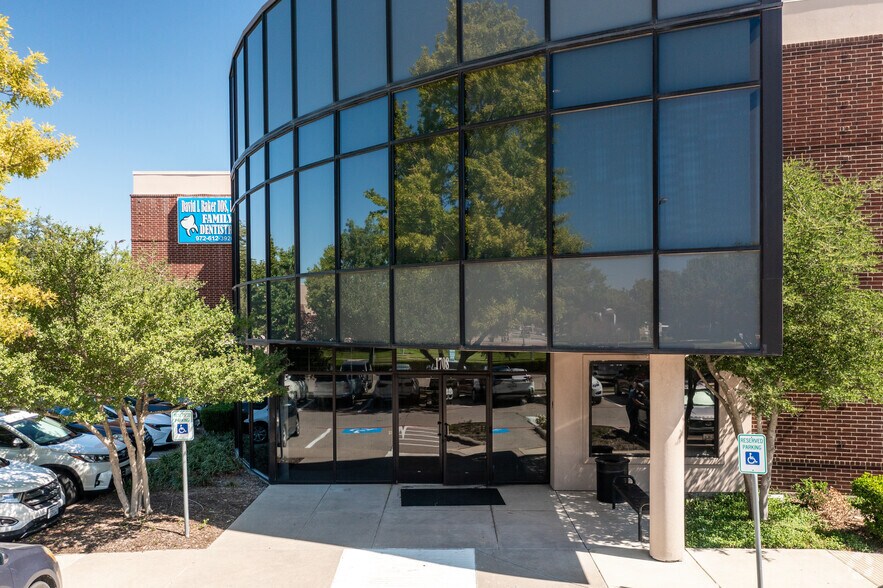 More Photos Of 1708 Coit Rd, Plano Medical For Lease